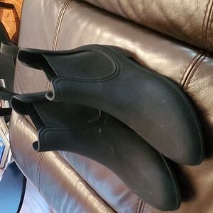Size 10 black rubber boots Campbell Havanna rain boots